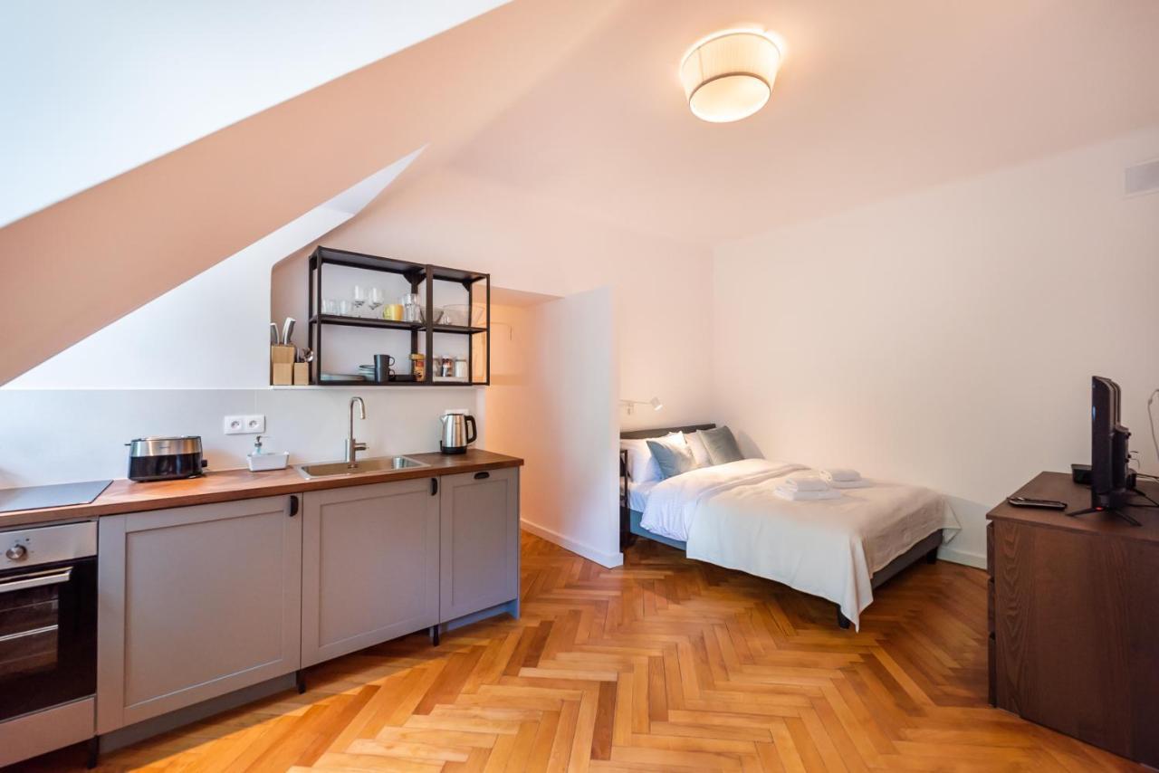 Comfortable Old Town Apartment وارسو المظهر الخارجي الصورة